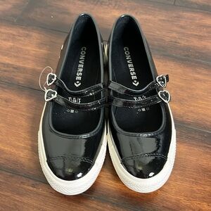 Converse Women Chuck Taylor All Star Dainty Mary Jane Dark Romance size 9 NWOB